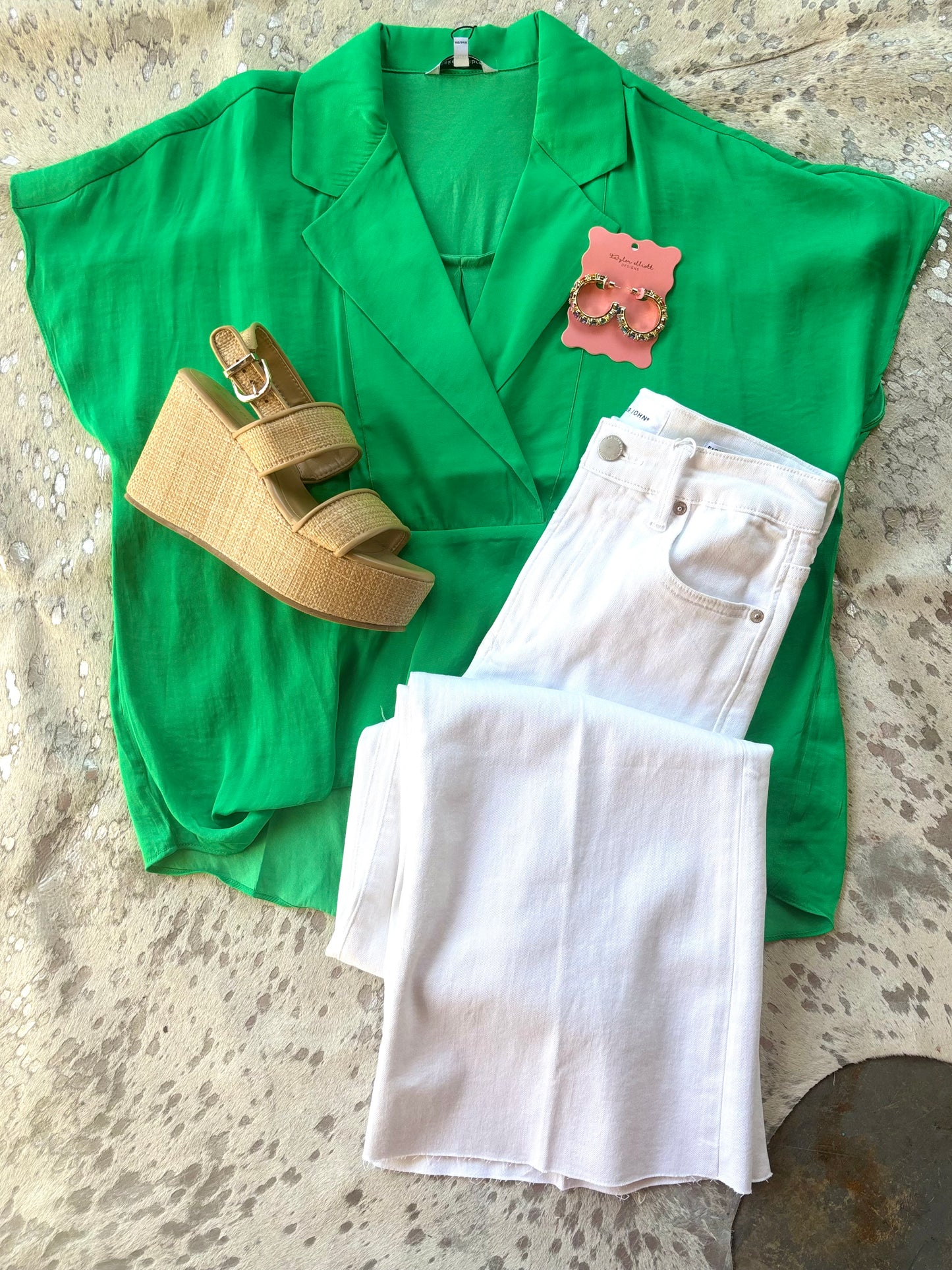 Green Short Sleeve Collar Top