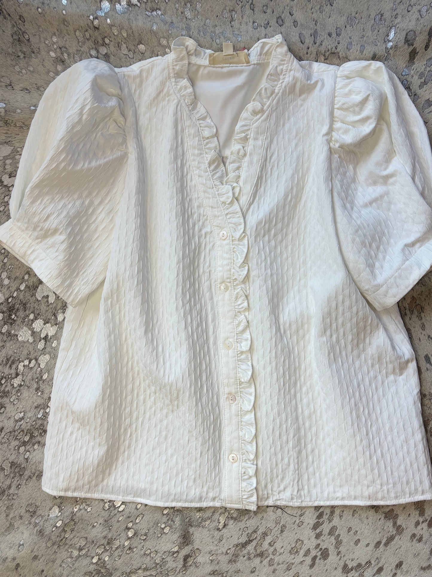 Bella Button Up Top